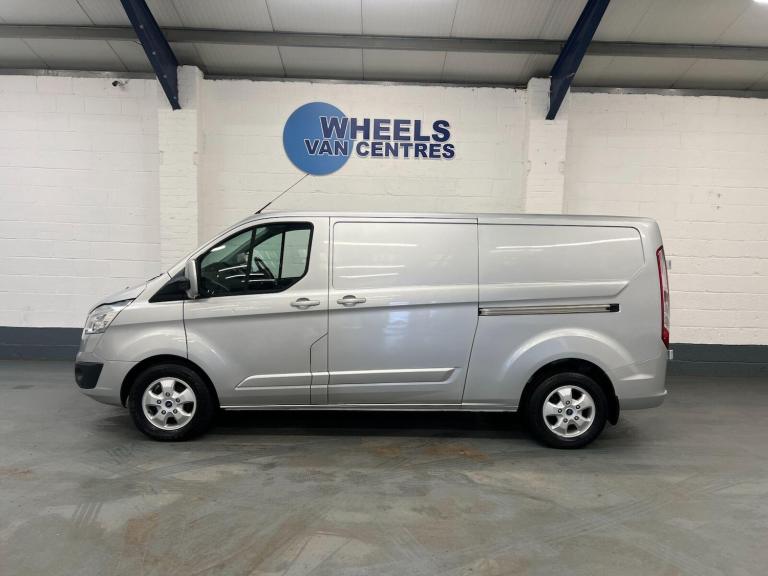 2017 Ford Transit Custom Transit Custom 2.0 TDCi 290 Limited Panel Van 5dr Diesel Manual L2 H1 (1...