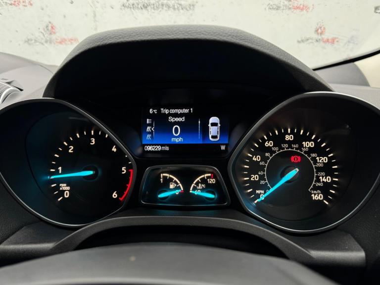 2017 Ford Kuga 2.0 TDCi Titanium Euro 6 (s/s) 5dr HATCHBACK Diesel Manual