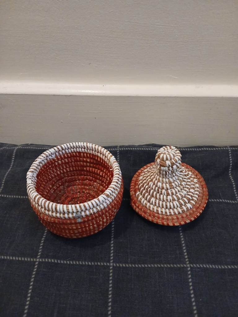 image for Wicker storage container 