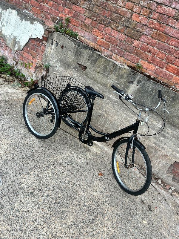 Black Adult Tricycle with Basket – Good Condition