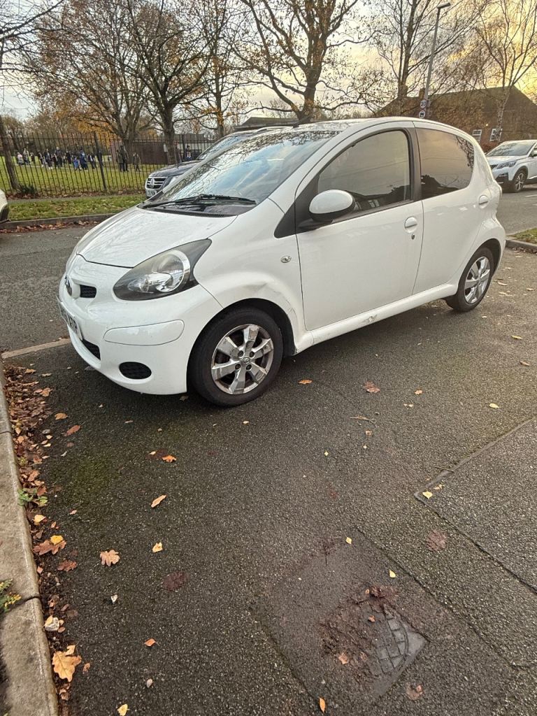 Toyota, AYGO, full mot, 2011, Manual, 1.0 litre , 5 doors