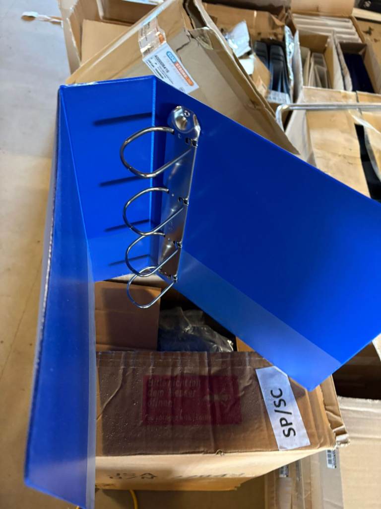 Job lot 40 A4 D-ring binders - Large Spine - £20+VAT - COLLECTION ONLY