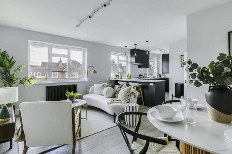 Prime Brand New Quality Low Block 2 Bed Flat 2 Bath Open Kitchen Bar Dine Sitting NearTubeBusShops