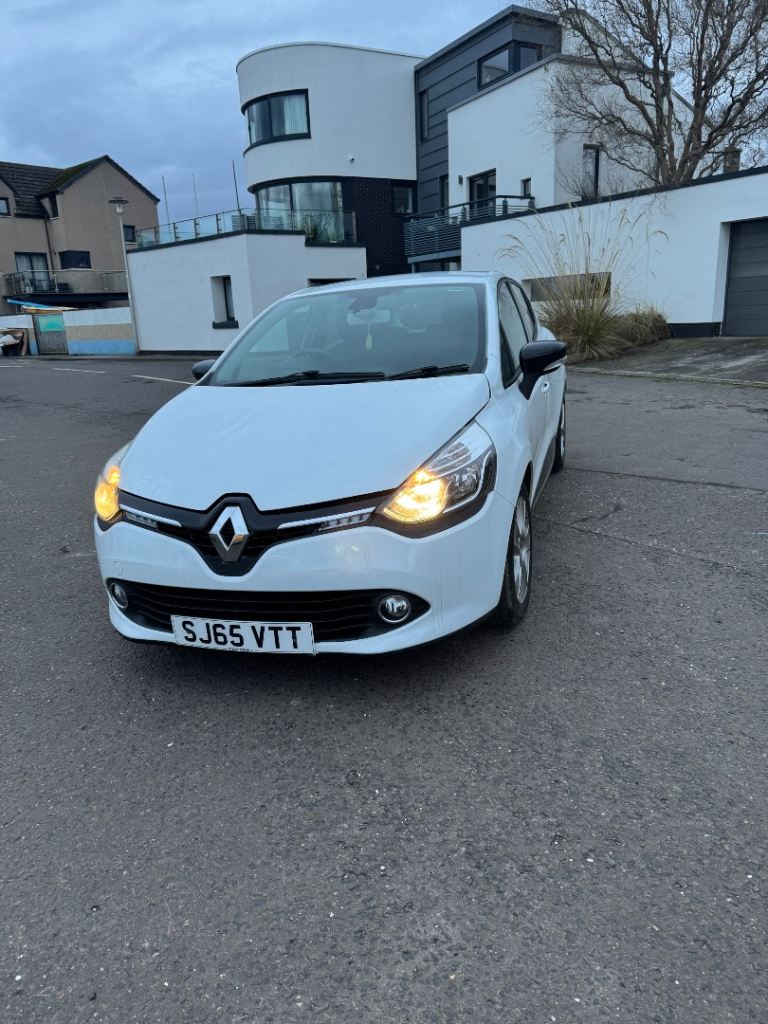 Renault, CLIO, Hatchback, 2015, Manual, 1149 (cc), 5 doors