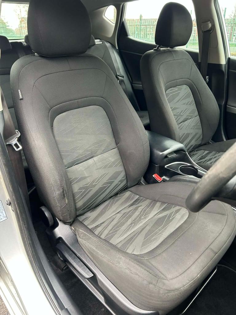 2013 Kia Ceed 1.6 CRDi 1 EcoDynamics 5dr-12 stamps -£20 tax HATCHBACK Diesel Manual