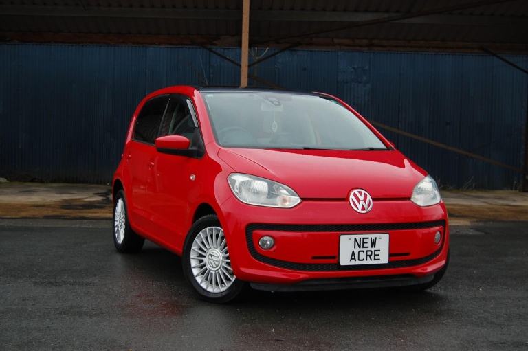 VOLKSWAGEN UP 1.0 High up Red Auto Petrol 2012