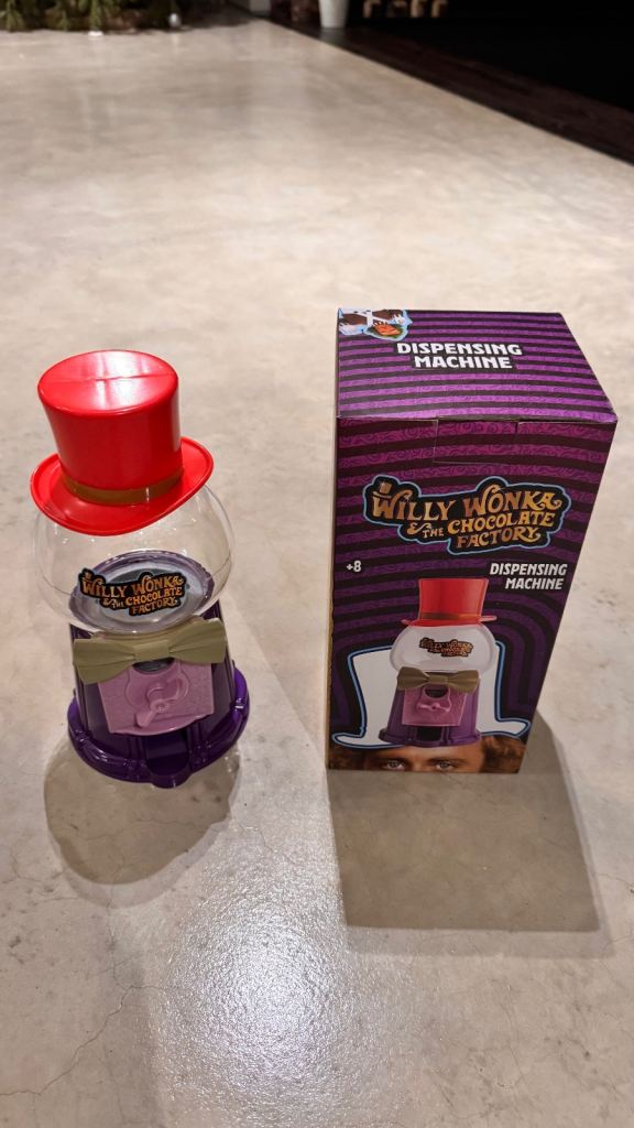 Gumball Machine | Willy Wonka & The Chocolate Factory Vending Machine 25.4 x 12.6 x 12.6 cm