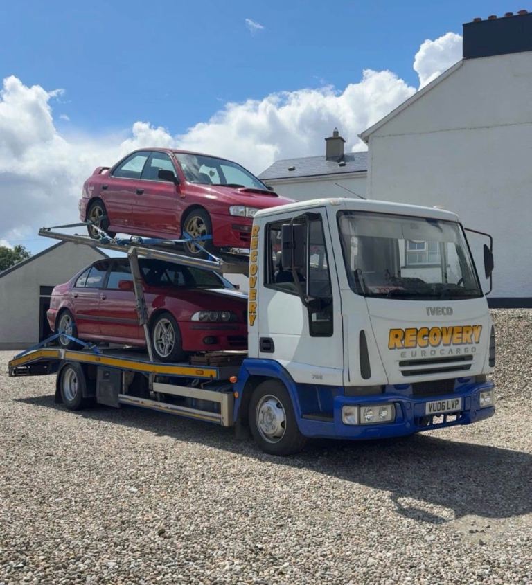 Iveco Twindeck recovery lorry 