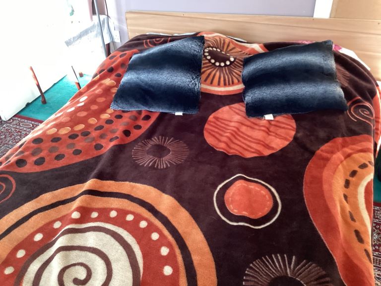 Nice room available close to city centre 