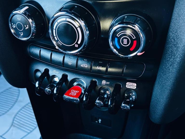 2018 MINI Hatch 2.0 John Cooper Works II 3dr HATCHBACK PETROL Manual