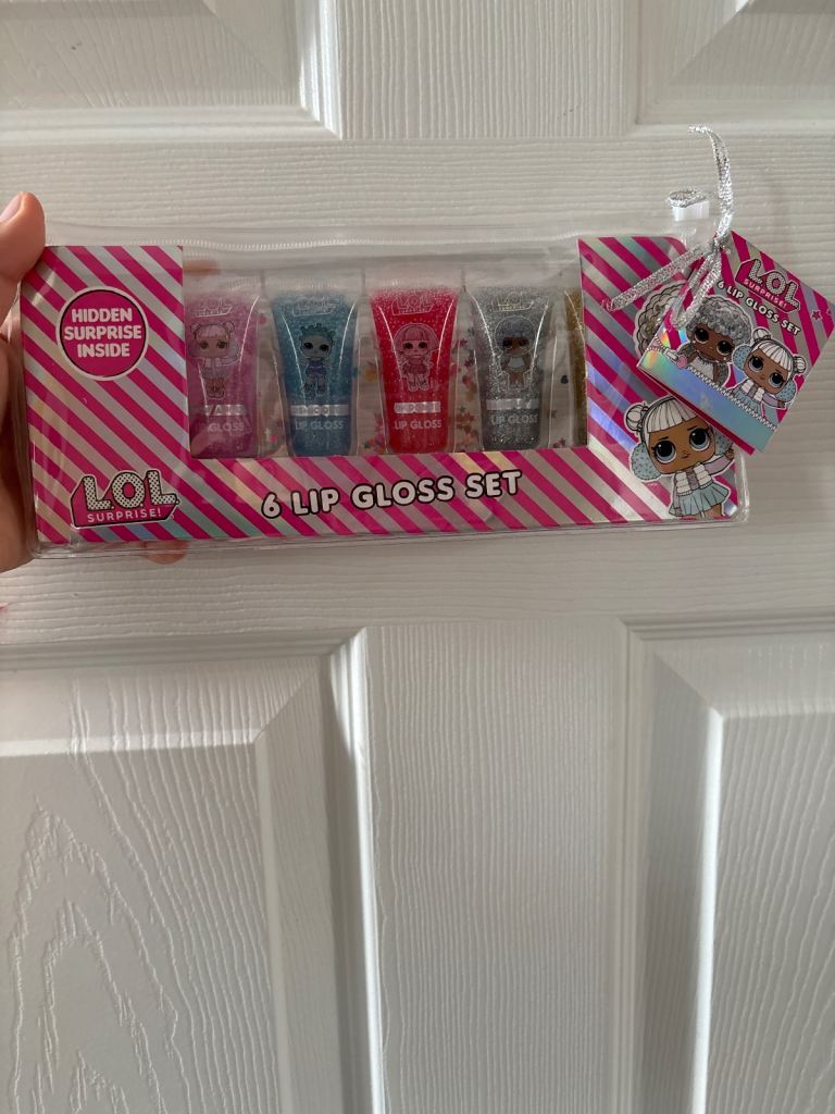 Free!! LOL six lipgloss set (unopen)