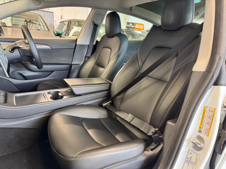 TESLA MODEL 3 (Dual Motor) Long Range Auto 4WDE 4dr 2021