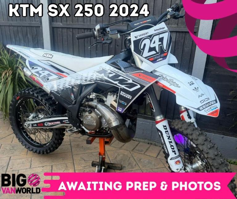 KTM SX 250 2024 - Only 19 Hrs - Full Pro Circuit Factory Exhaust & Ti Footpegs