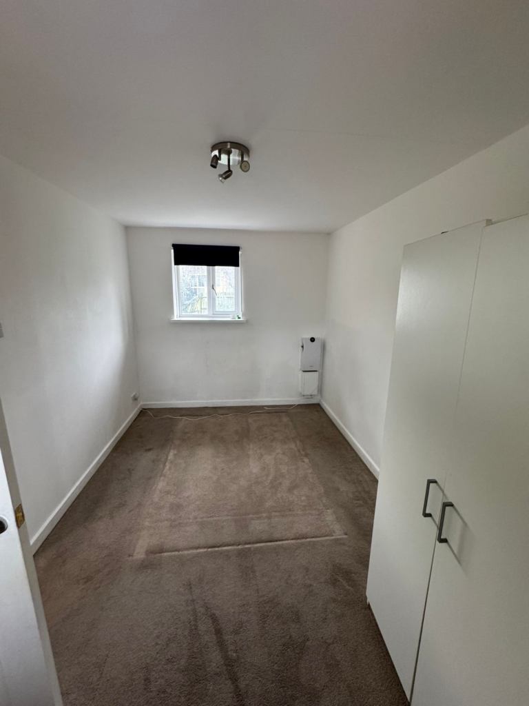 Beautiful 2 Double Bedroom House in Docklands location E14 