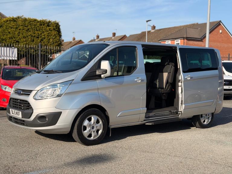 2015 15 FORD TOURNEO CUSTOM 2.2 LIMITED LWB 9 SEATS FSH NEW INJECTORS AND TURBO