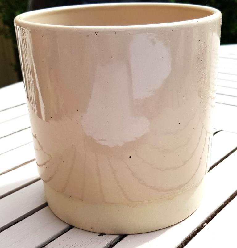 NEW - VERY STURDY PLANTER / STORAGE JAR: ( 2 AVAILABLE )