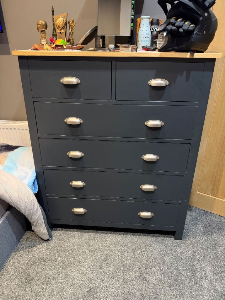 Grey Chest of Drawers with Wooden Top – Good Condition