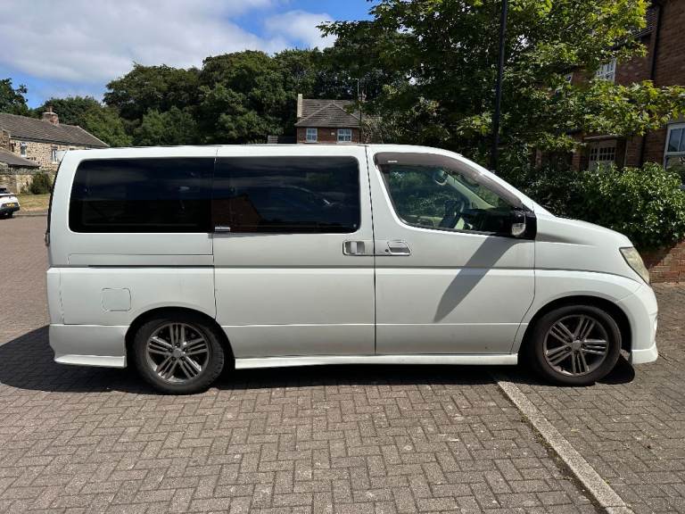 2005 Nissan Elgrand 3.5 V6 E51 Rider Autech