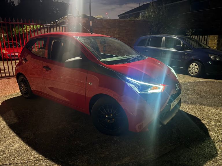 Toyota, AYGO, Hatchback, 2019, Manual, 998 (cc), 5 doors