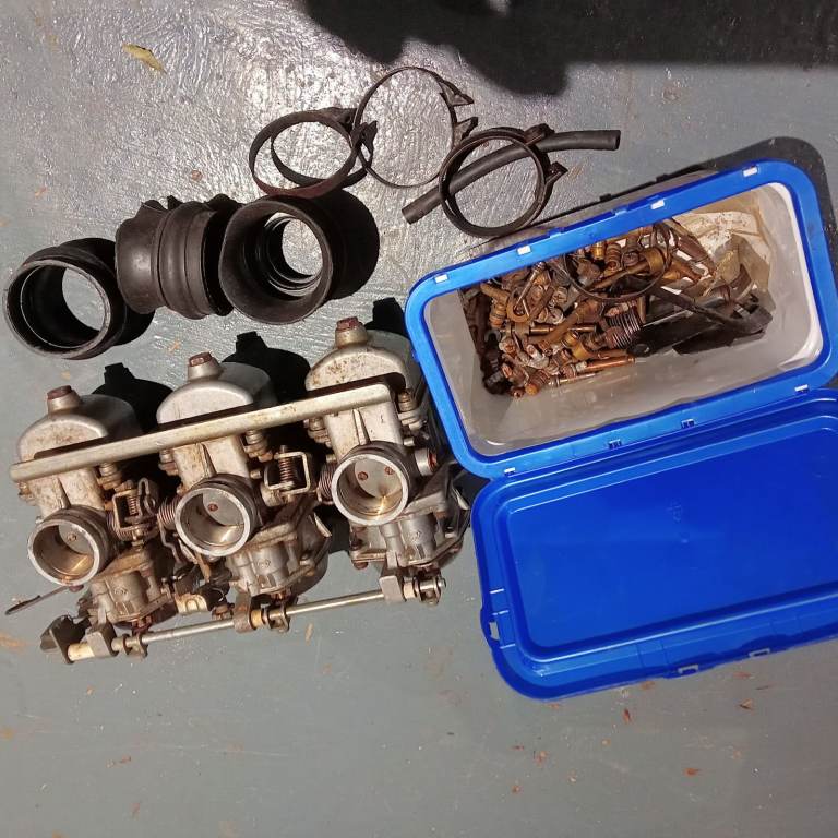 YAMAHA XS850 CARBURETORS CARBS HITACHI