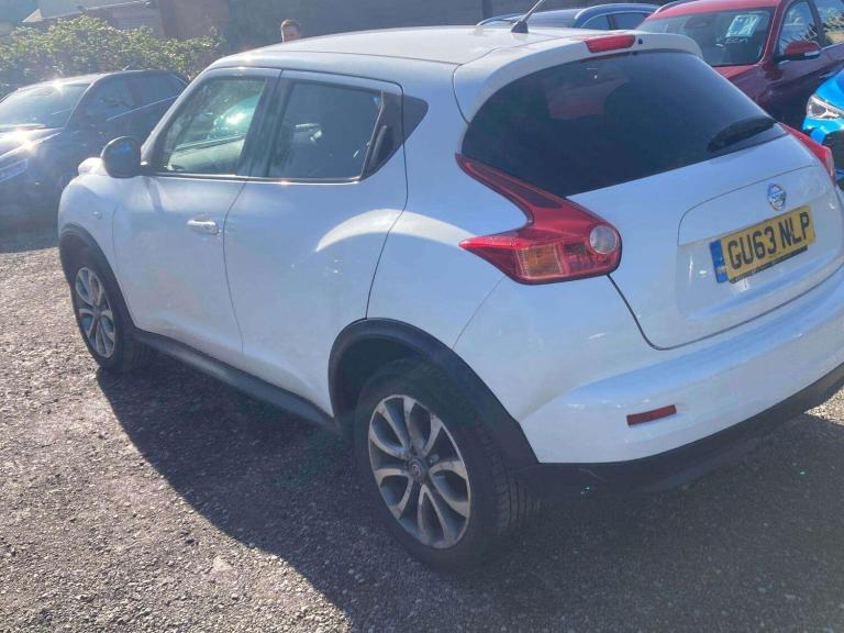 2013 Nissan Juke 1.6 Tekna Euro 5 (s/s) 5dr HATCHBACK Petrol Manual