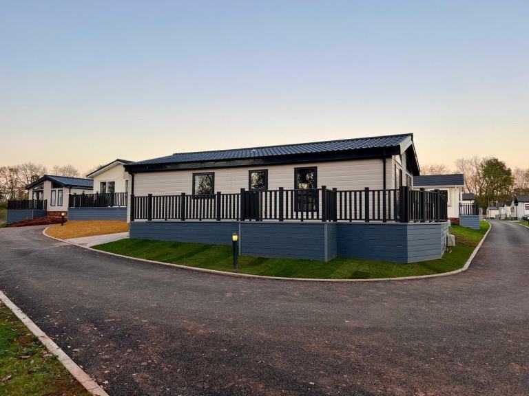 We may have a selection of park homes to choose from  in Cirencester  - Lodge 