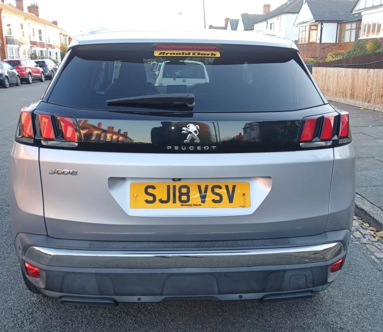 Peugeot, 3008, Hatchback, 2018,Automatic,1598 (cc), 5 doors