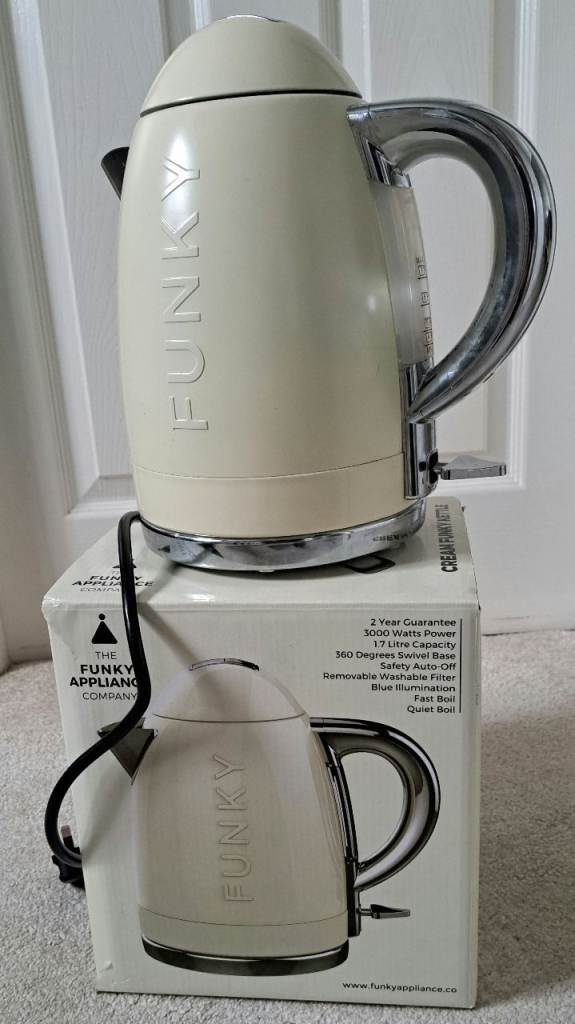 The Funky Appliance Company Cream Funky Kettle