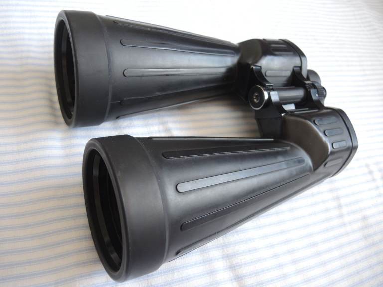 OPTICRON RUBBER ARMOURED 15X80 BINOCULARS 