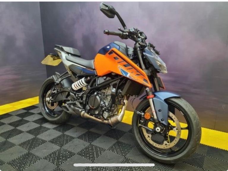 KTM, DUKE, 2025, 125 (cc)
