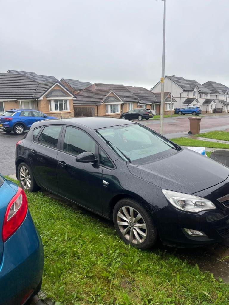 Vauxhall, ASTRA, Hatchback, 2012, Manual, 1686 (cc), 5 doors
