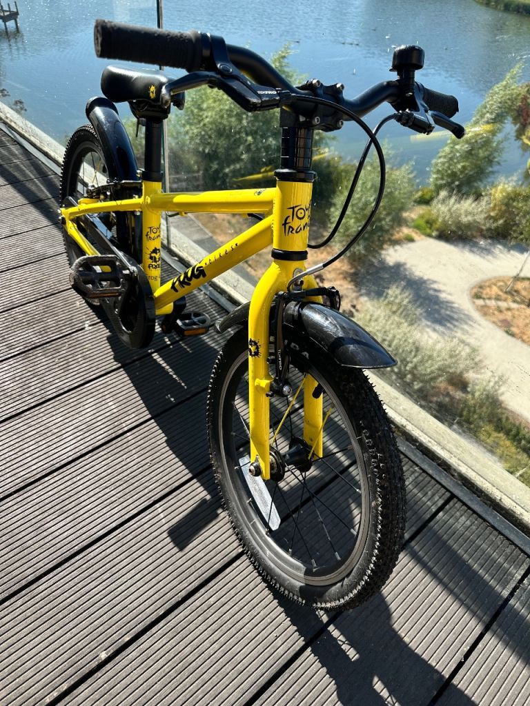 Frog 44 Yellow Bike