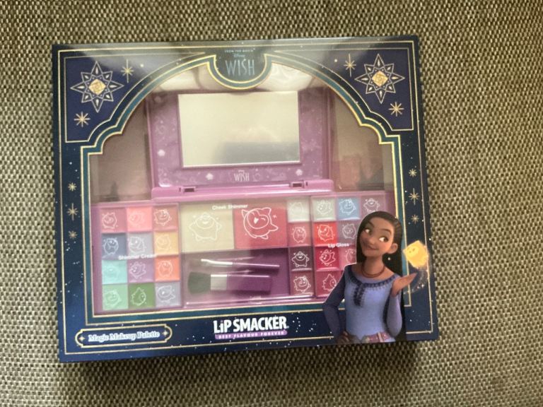 Disney 2 tier palette