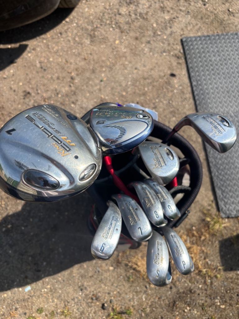 Women’s golf clubs set 