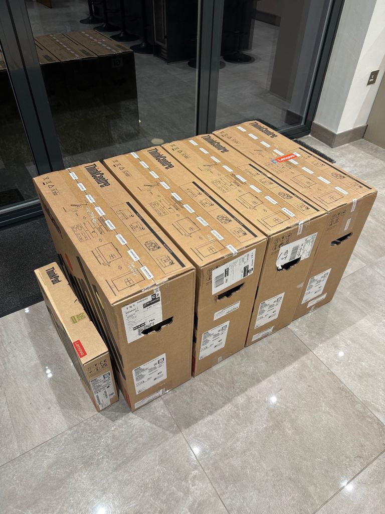 Joblot 4x Brand new sealed lenovo M90A Desktop ALL IN ONE PC Intel Core i5 12th Gen 16GB RAM 512GB