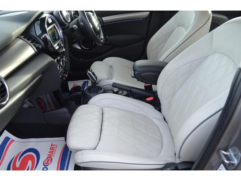 2019 MINI Hatch Cooper Exclusive Hatchback Petrol Automatic