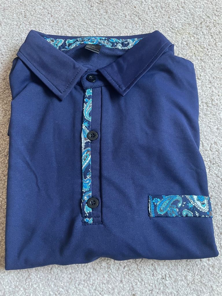 Men’s T-shirt size extra large bnwt 