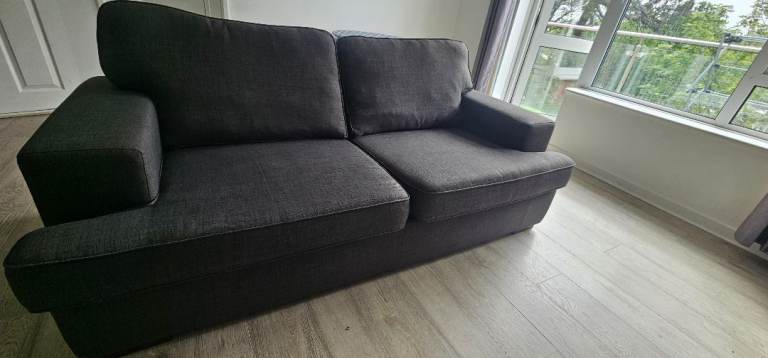 3-Seater Sofa (DFS) – £90