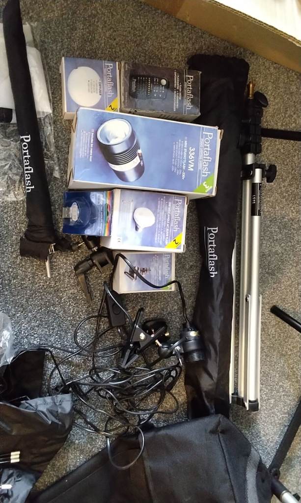 Photographic studio equipment