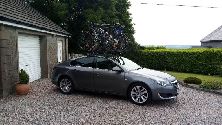 Vauxhall Insignia roof bars