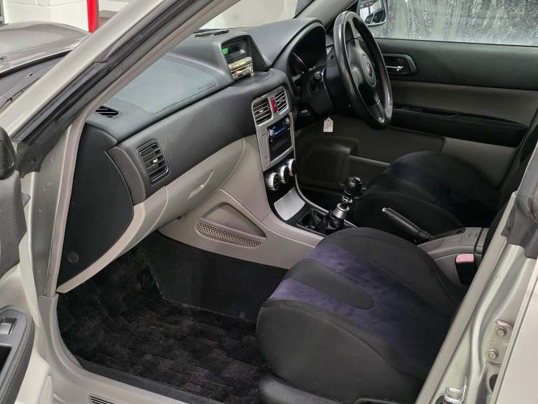 SUBARU FORESTER Sti Sg9 Grey Manual Petrol 2004