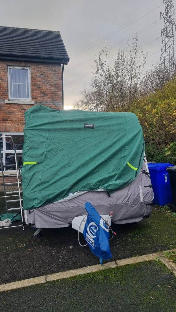 Caravan cover. 14-17Ft