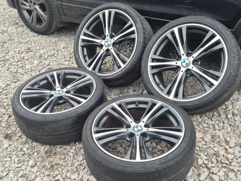 🌟Genuine Bmw 19 inch staggered alloy wheels 5x120 with MATCHING BRIDGESTONE TYRES 
