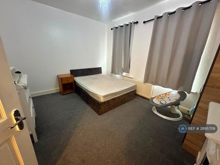 2 bedroom house in Althorp Road, Luton, LU3 (2 bed) (#2895709)
