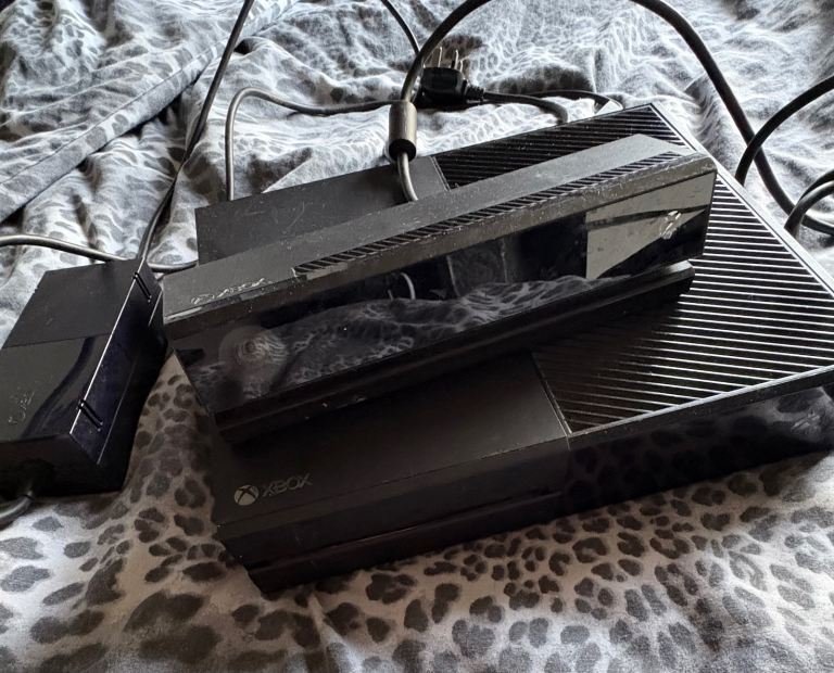 Xbox One with Kinect