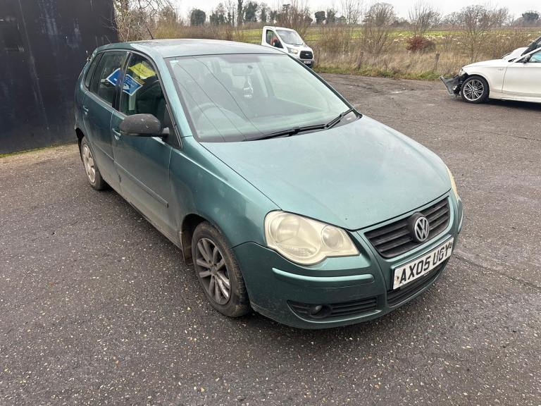 2005 VOLKSWAGEN POLO BREAKING SPARES PARTS