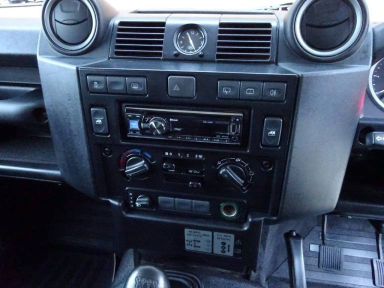 2016 Land Rover Defender Station Wagon TDCi [2.2] WINDOW VAN DIESEL Manual