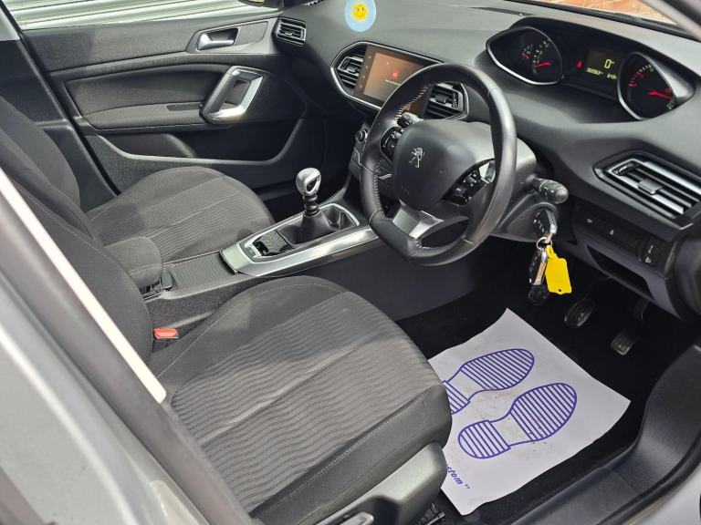 2014 Peugeot 308 1.6 THP Active 5dr HATCHBACK PETROL Manual