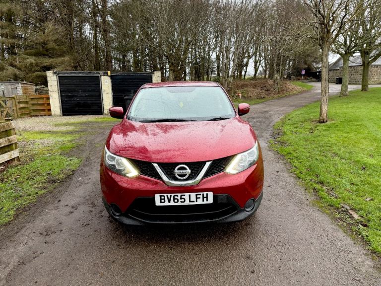 Nissan, QASHQAI, Hatchback, 2015, Manual, 1461 (cc), 5 doors