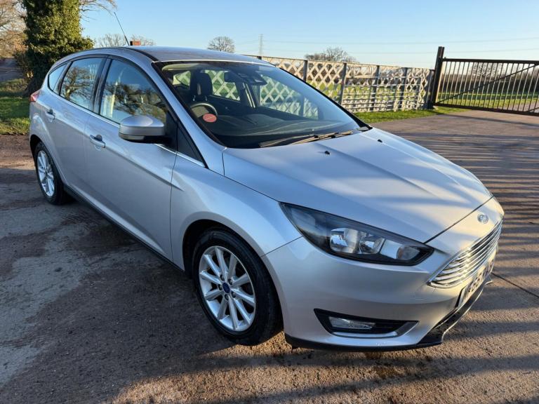 2016 Ford Focus 1.0T EcoBoost Titanium Euro 6 (s/s) 5dr HATCHBACK Petrol Manual